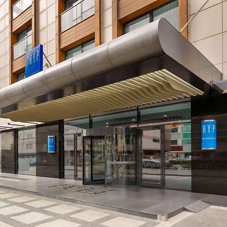 Tryp By Wyndham Istanbul Topkapi Exterior photo