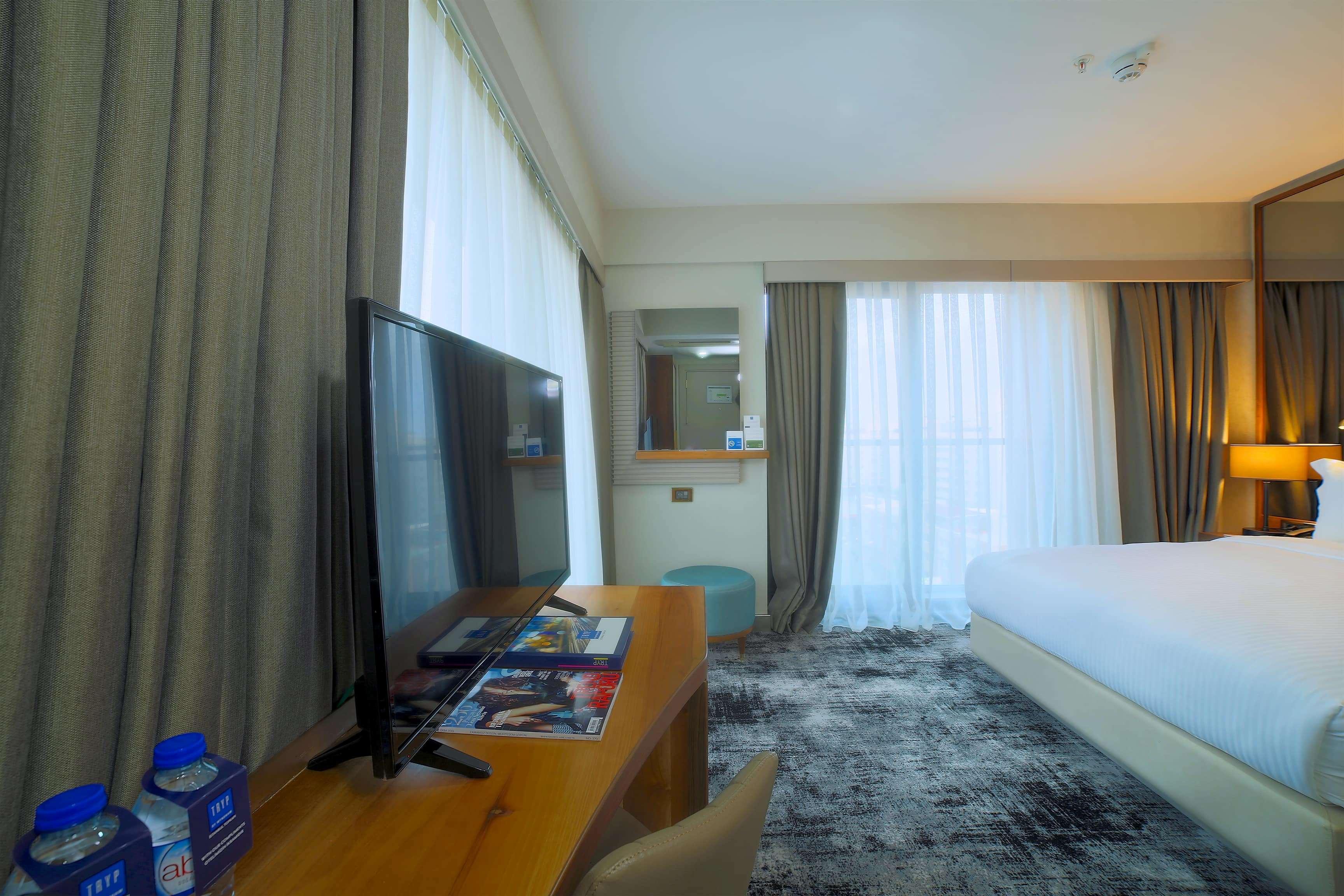 Tryp By Wyndham Istanbul Topkapi Exterior photo
