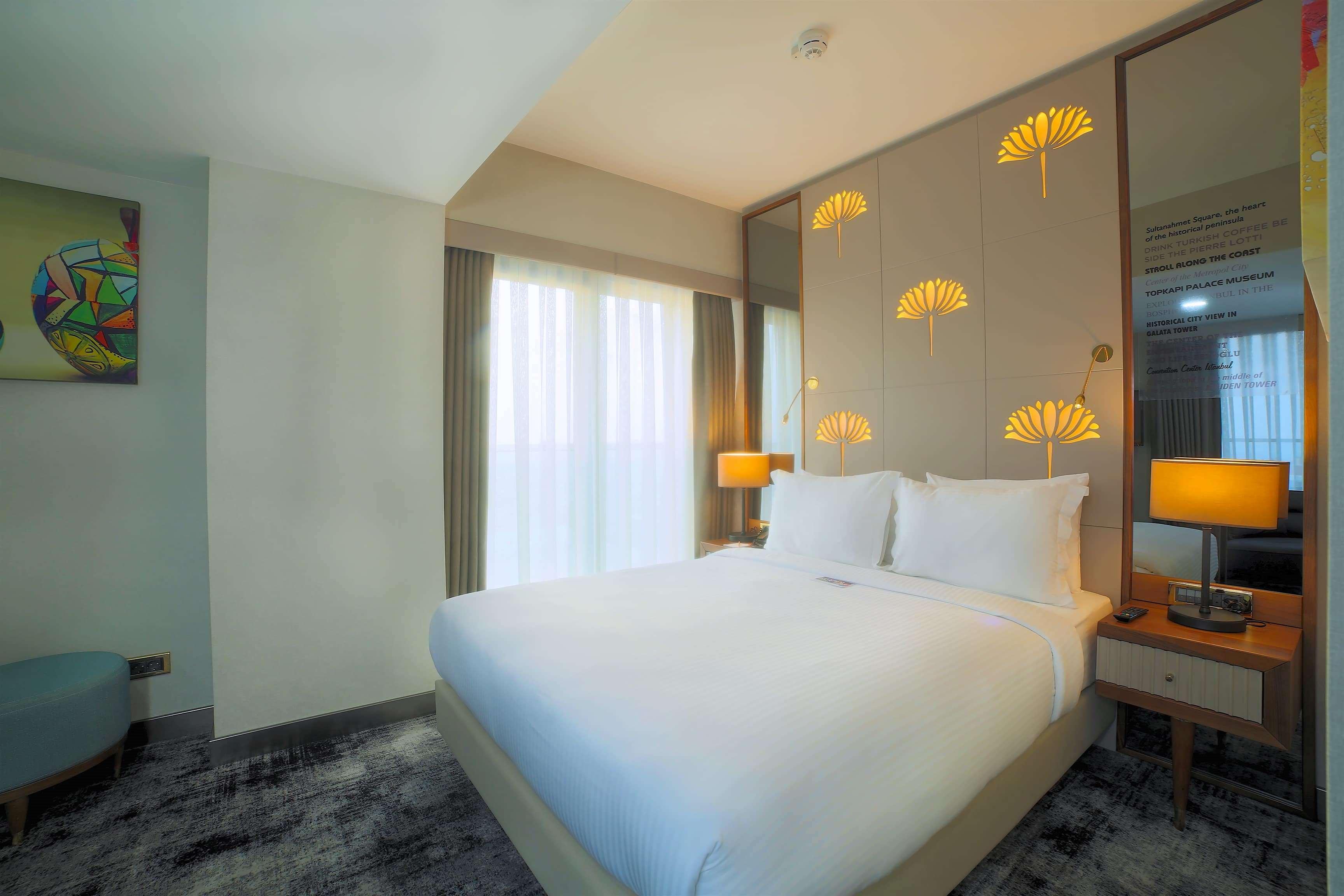 Tryp By Wyndham Istanbul Topkapi Exterior photo