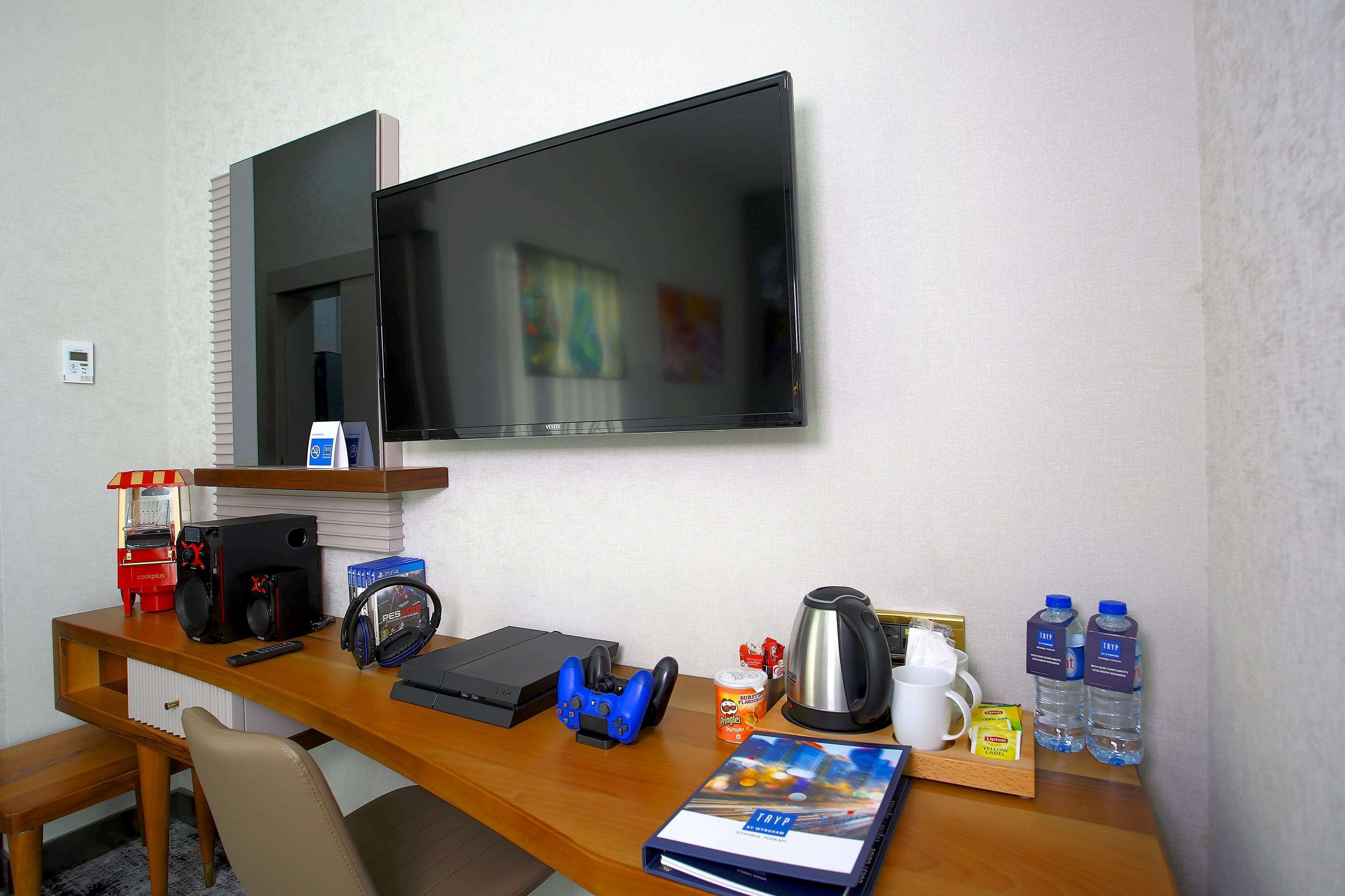 Tryp By Wyndham Istanbul Topkapi Exterior photo